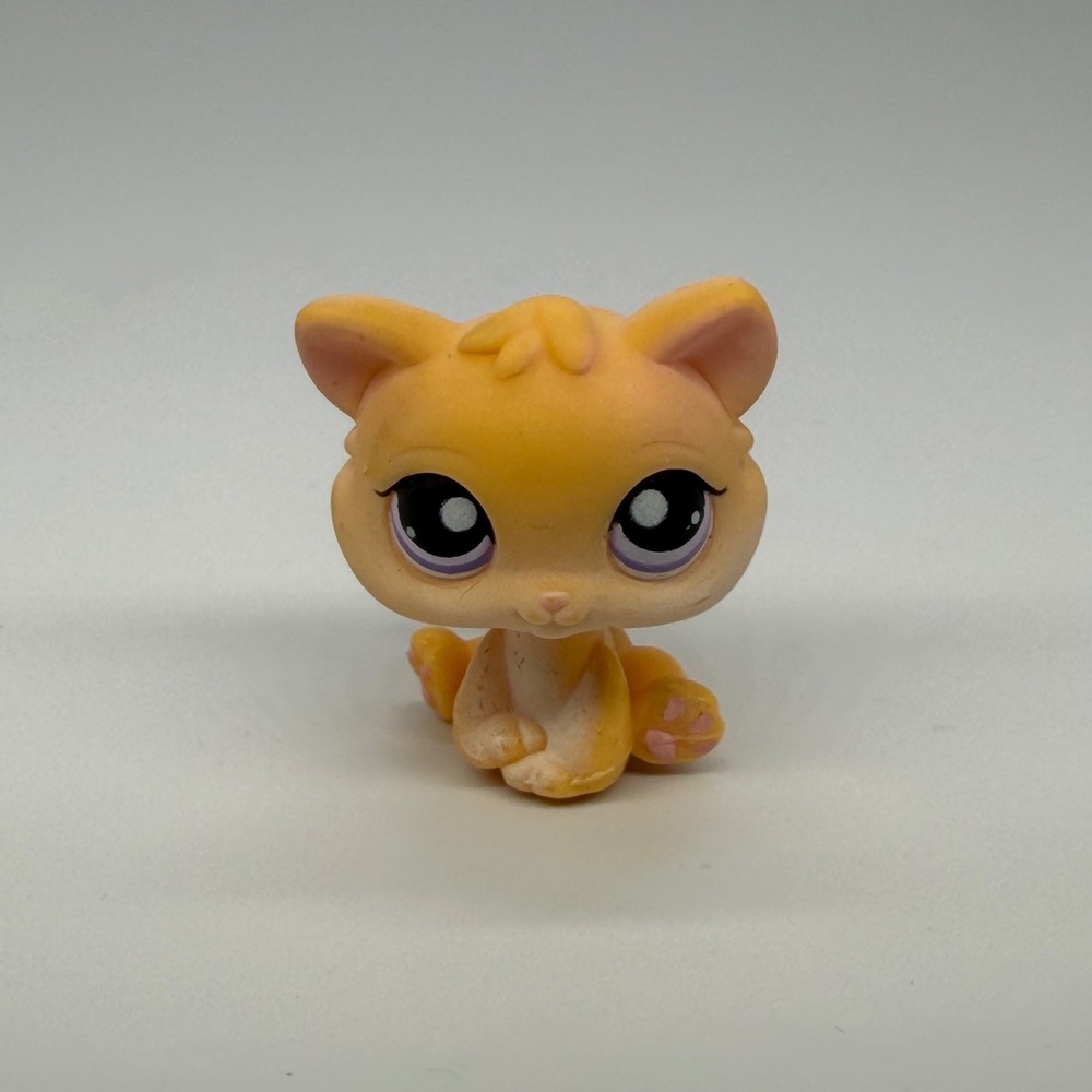Littlest Pet Shop Authentic LPS #114 Orange White Kitten Purple Eyes